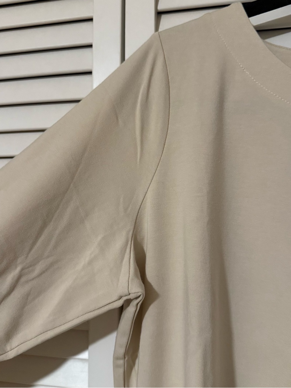 Basic Long-Sleeve Tee - Picture 4 of 8